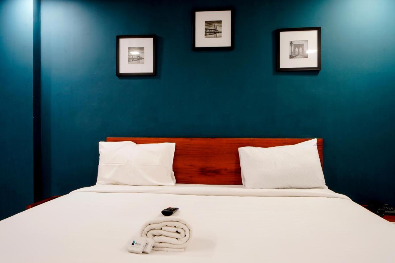 The Reach Hotel Kochi Eksteriør billede
